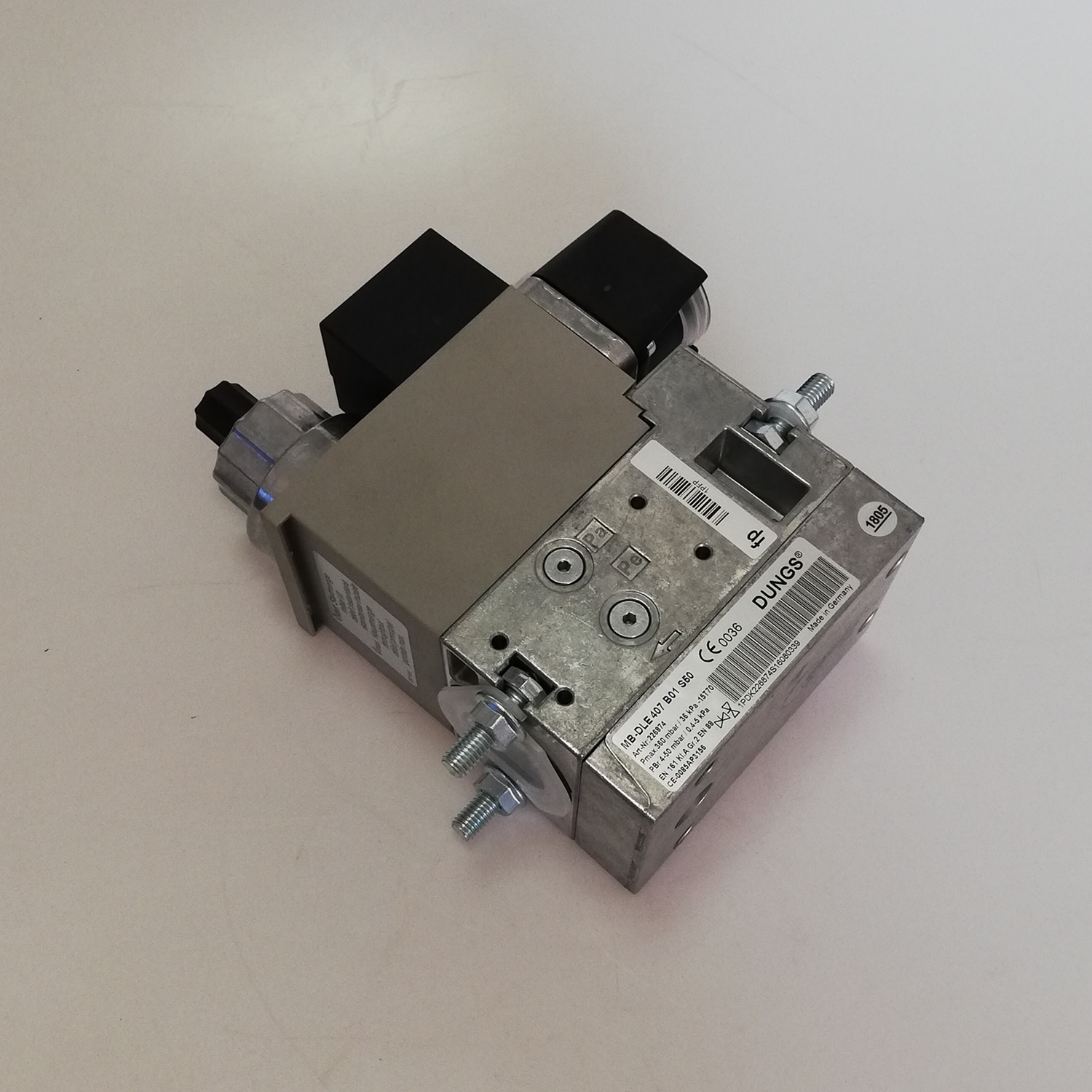 Original Gas Solenoid Valve Un - Heavy Equipment Unit 评论和价格